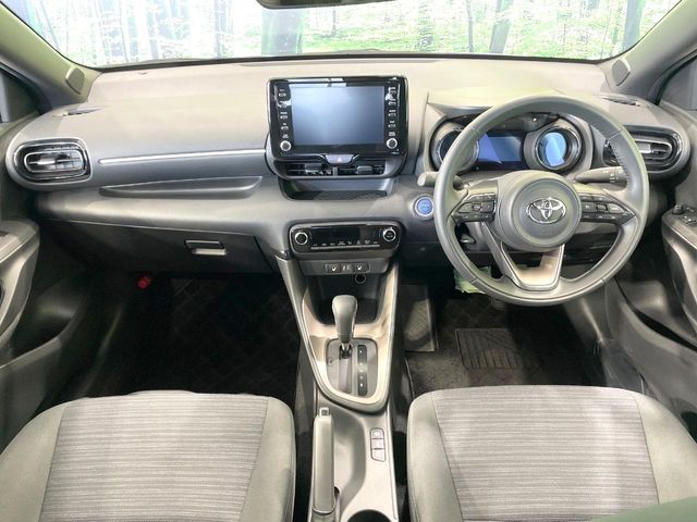 TOYOTA YARIS HYBRID 2023