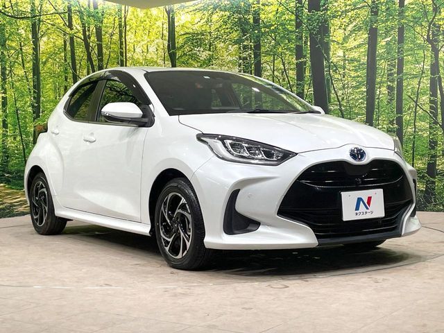 TOYOTA YARIS HYBRID 2023