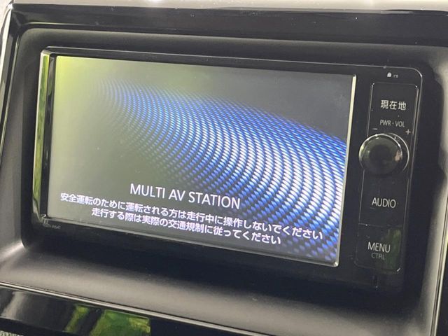 TOYOTA VOXY 4WD 2015