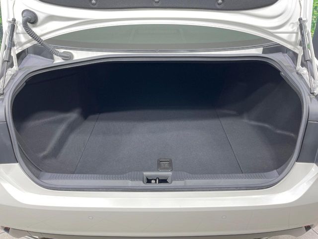 TOYOTA CROWN sedan hybrid 4WD 2020