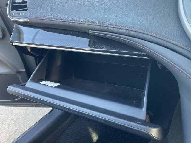 TOYOTA CROWN sedan hybrid 4WD 2014