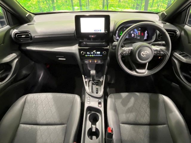 TOYOTA YARIS CROSS HYBRID 2025