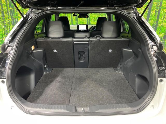 TOYOTA YARIS CROSS HYBRID 2025