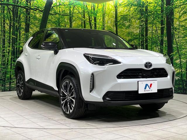 TOYOTA YARIS CROSS HYBRID 2025