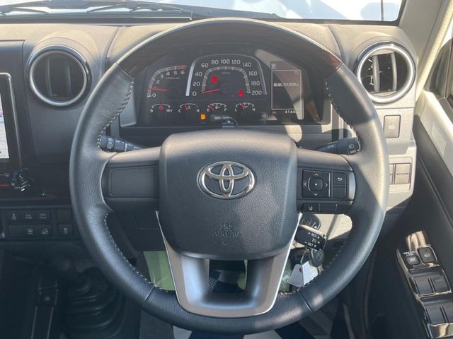 TOYOTA LANDCRUISER 70 2024