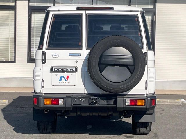 TOYOTA LANDCRUISER 70 2024