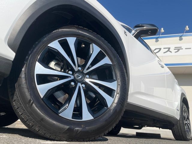 TOYOTA LEXUS NX300h 2017