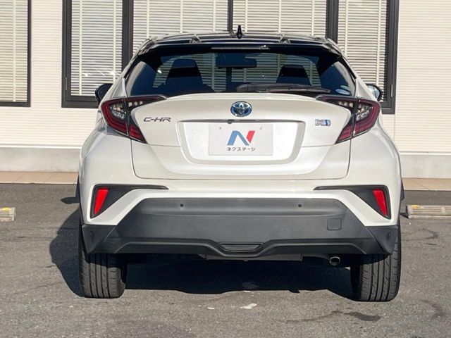 TOYOTA C-HR 2018