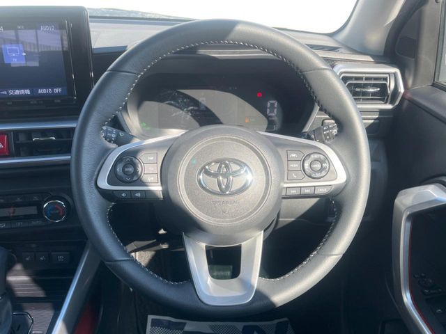 TOYOTA RAIZE HYBRID 2022