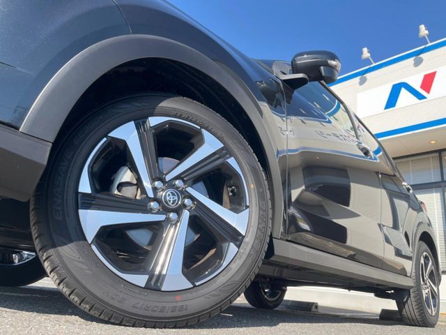 TOYOTA RAIZE HYBRID 2022