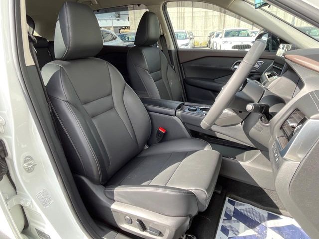 NISSAN X-TRAIL HYBRID 4WD 2024