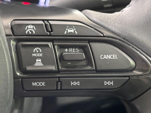 TOYOTA YARIS CROSS 2025