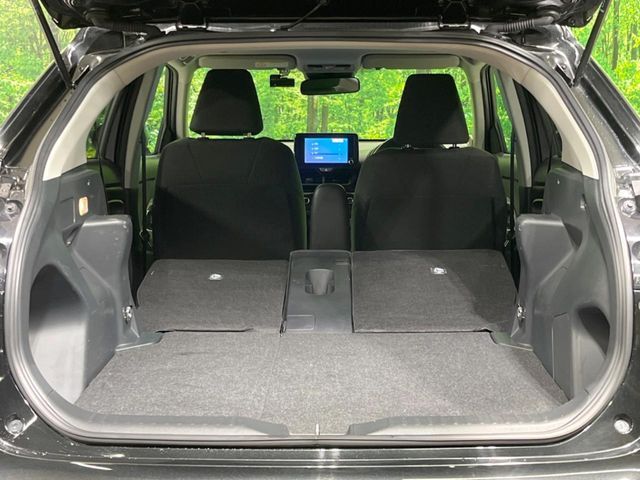 TOYOTA YARIS CROSS 2025