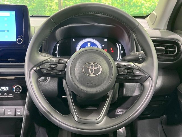 TOYOTA YARIS CROSS 2025