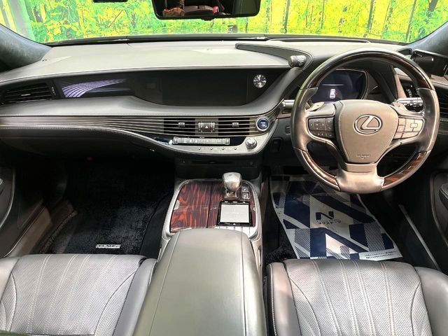 TOYOTA LEXUS LS500h 4WD 2018