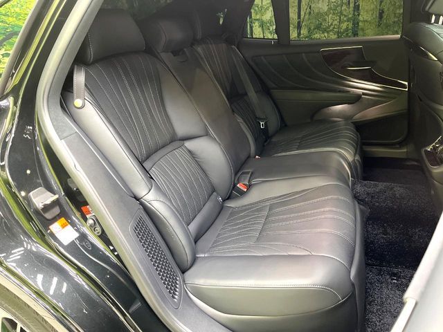 TOYOTA LEXUS LS500h 4WD 2018