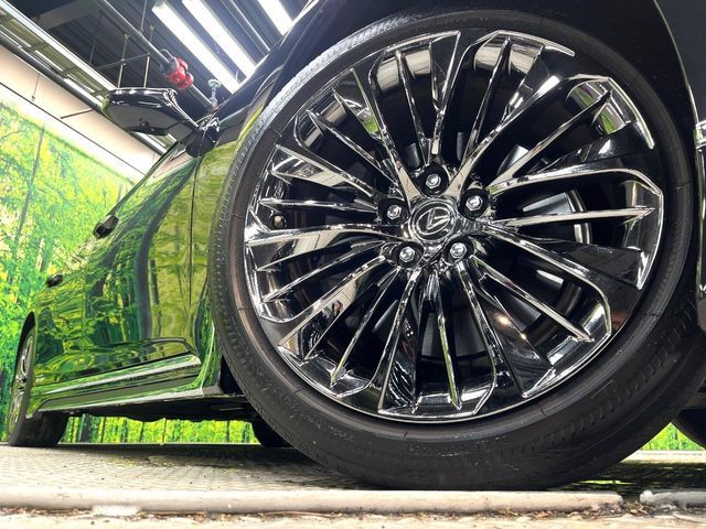 TOYOTA LEXUS LS500h 4WD 2018