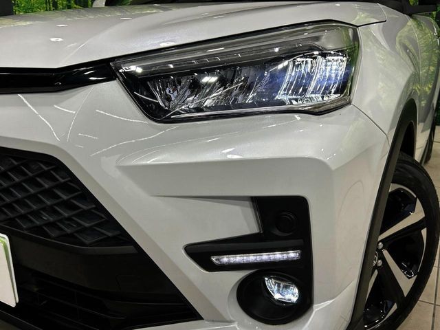 TOYOTA RAIZE HYBRID 2022