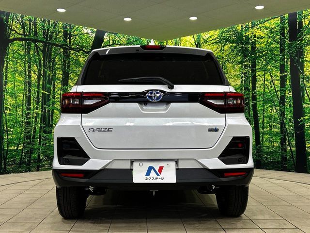 TOYOTA RAIZE HYBRID 2022