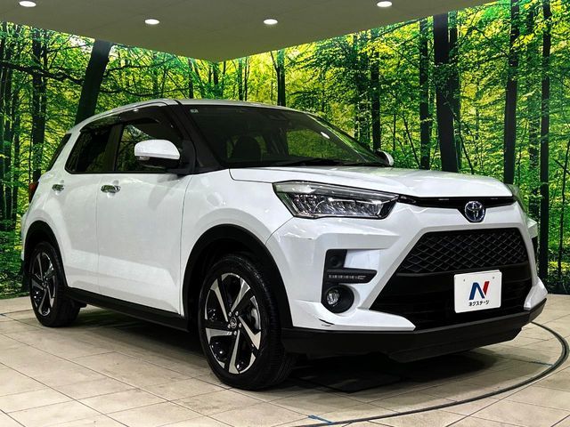 TOYOTA RAIZE HYBRID 2022