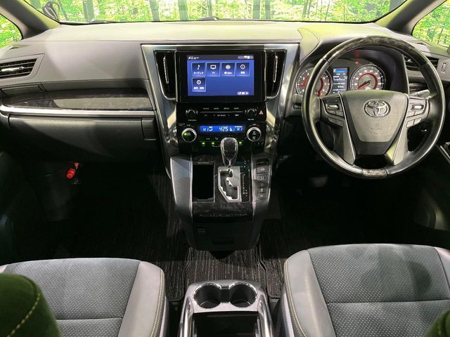 TOYOTA ALPHARD 4WD 2021