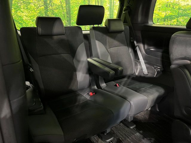 TOYOTA ALPHARD 4WD 2021