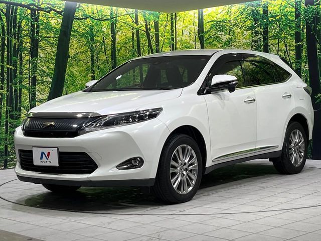TOYOTA HARRIER 4WD 2016