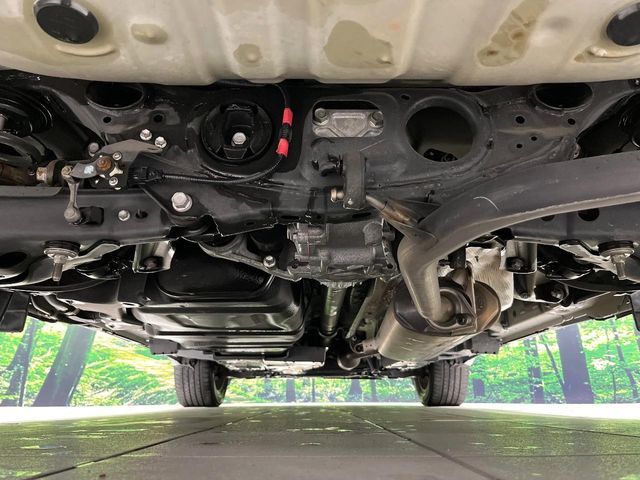 TOYOTA HARRIER 4WD 2016