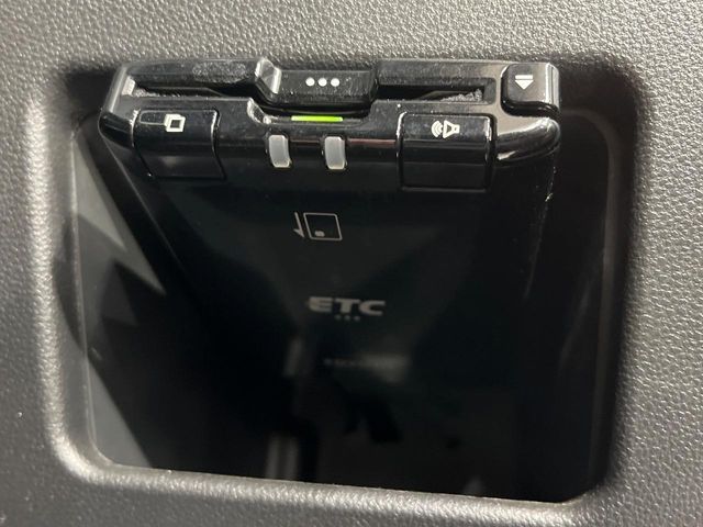 DAIHATSU TANTO CUSTOM 4WD 2017