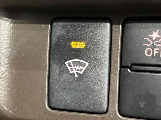 TOYOTA ROOMY 4WD 2023