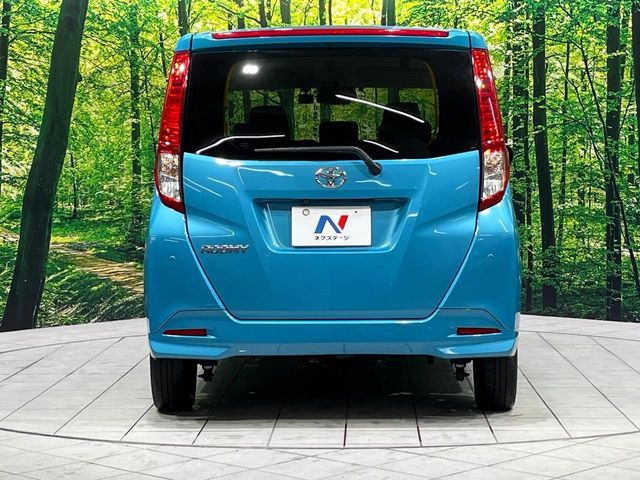 TOYOTA ROOMY 4WD 2023