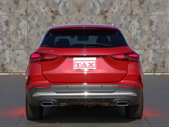 MERCEDES BENZ MERCEDES BENZ GLA class 2024