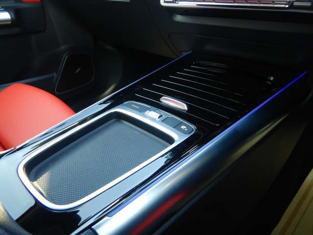 MERCEDES BENZ MERCEDES BENZ GLA class 2024