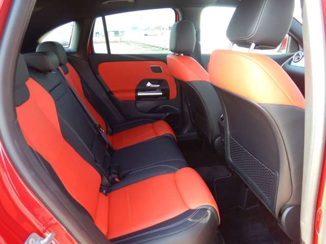 MERCEDES BENZ MERCEDES BENZ GLA class 2024