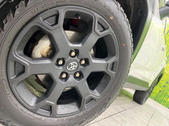 TOYOTA RAV4 4WD 2023