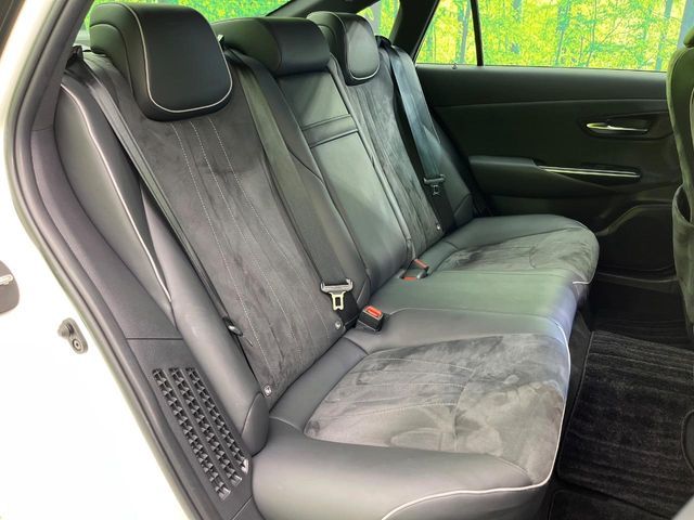 TOYOTA CROWN sedan hybrid 2018