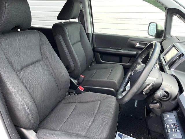 HONDA STEPWAGON SPADA 2013