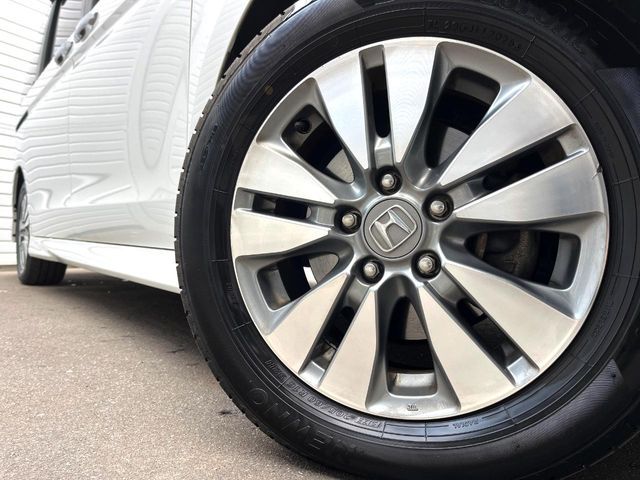 HONDA STEPWAGON SPADA 2013