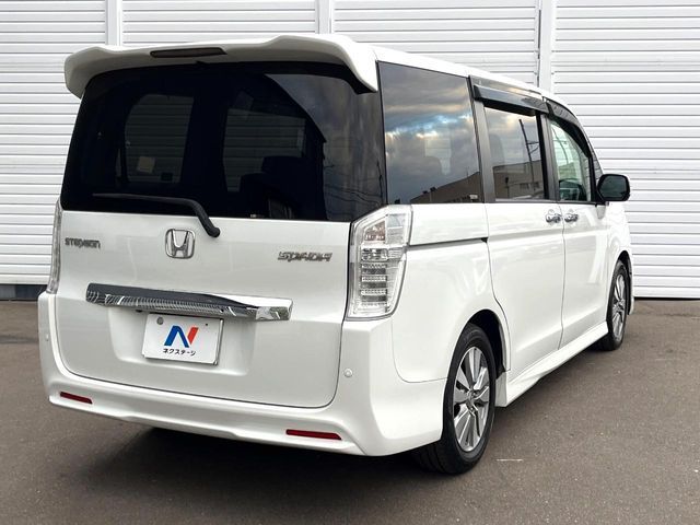HONDA STEPWAGON SPADA 2013