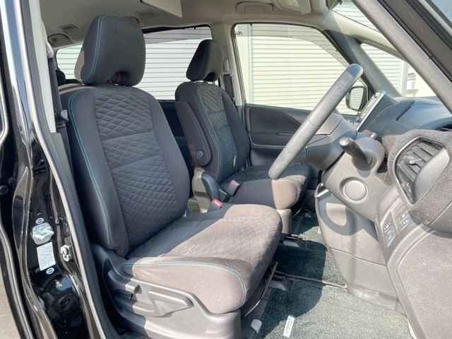 NISSAN SERENA  S-HYBRID 2018