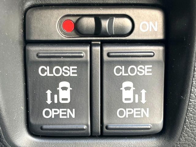 HONDA N BOX CUSTOM 2017