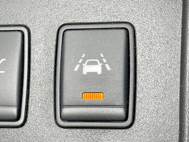 NISSAN SERENA  S-HYBRID 2014