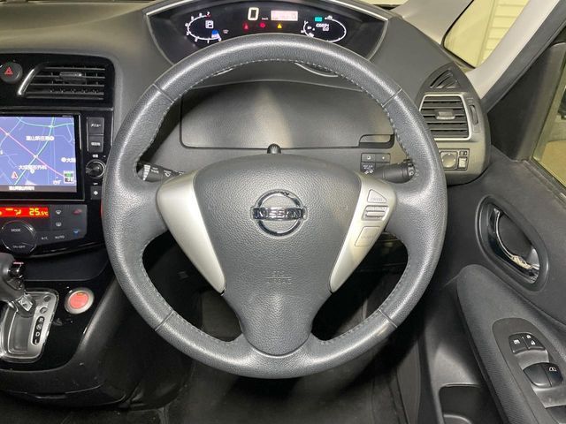 NISSAN SERENA  S-HYBRID 2014