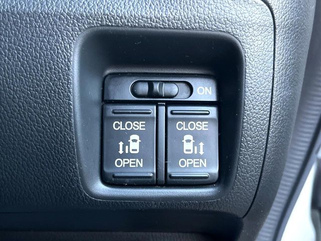 HONDA N BOX CUSTOM 2016