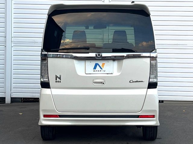 HONDA N BOX CUSTOM 2016