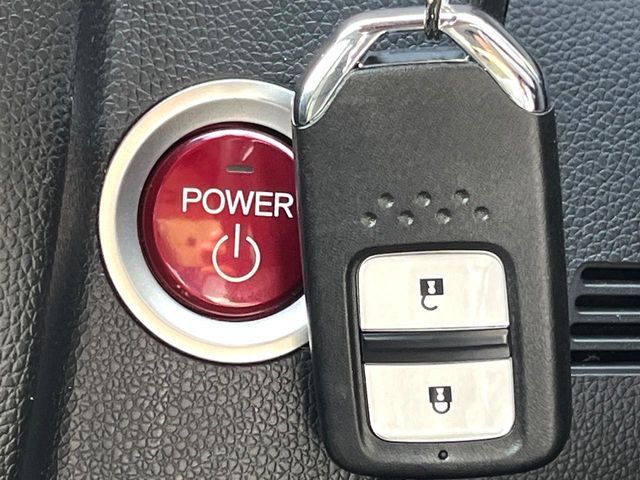 HONDA FIT HYBRID 2014