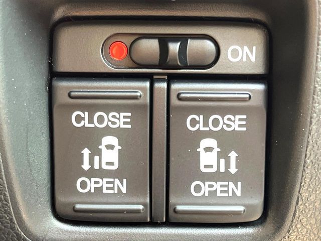 HONDA N BOX CUSTOM 2015