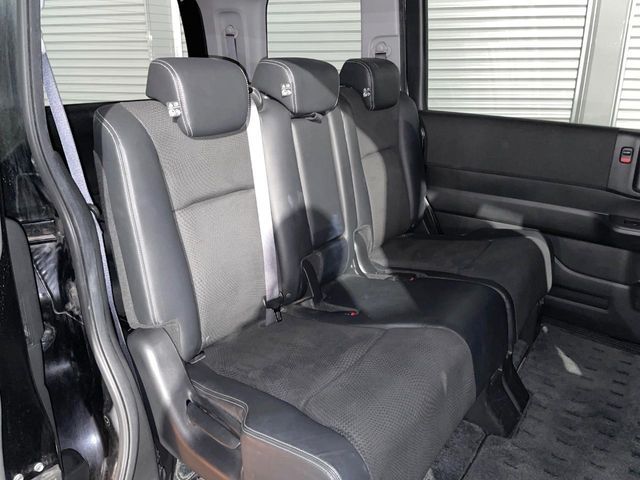 HONDA STEPWAGON SPADA 2013