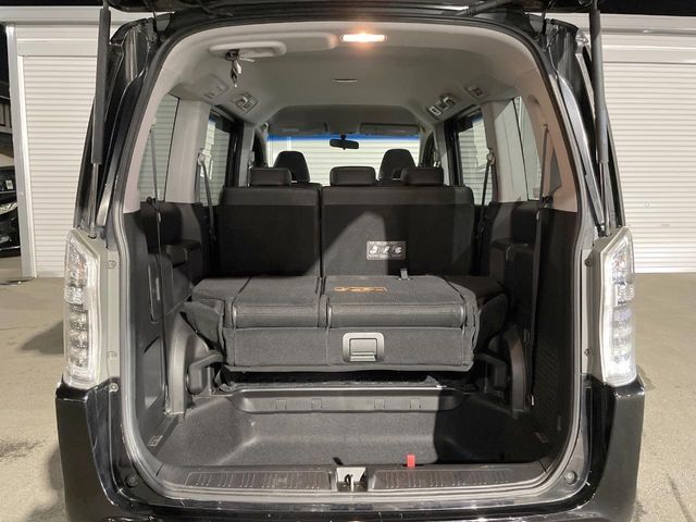 HONDA STEPWAGON SPADA 2013