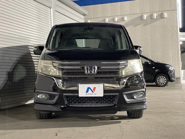 HONDA STEPWAGON SPADA 2013